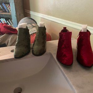 Dark Green Velvet ankle boots